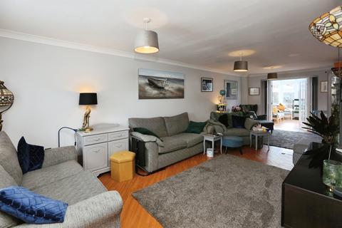 6 bedroom detached house for sale, Charlotte Drive, Gosport