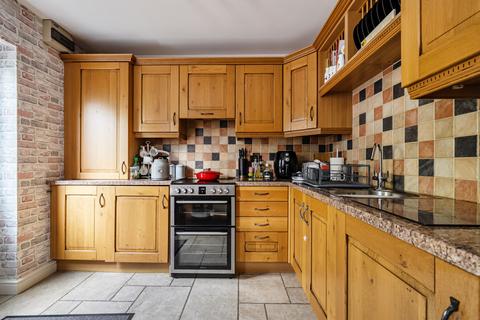 3 bedroom terraced house for sale, Brook Street, Llanidloes, Powys, SY18