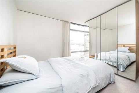 3 bedroom flat to rent, Albert Embankment, London SE1