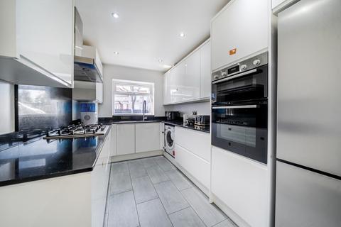 5 bedroom semi-detached house for sale, Southend Lane, London