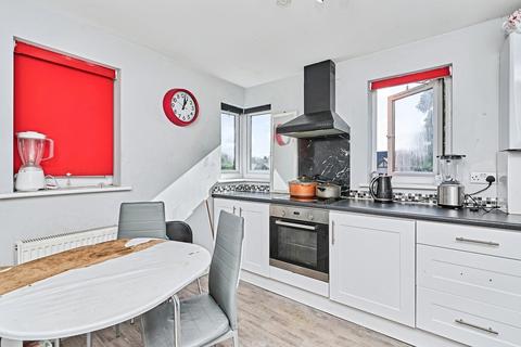 2 bedroom flat for sale, Bloxwich Road, Walsall, West Midlands, WS2
