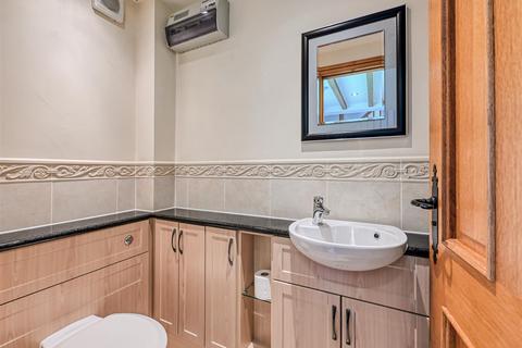 4 bedroom barn conversion for sale, Wolverhampton Road, Himley, Dudley