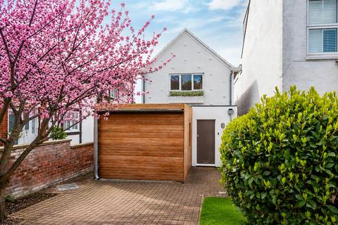 Shakespeare Road, Mill Hill, NW7