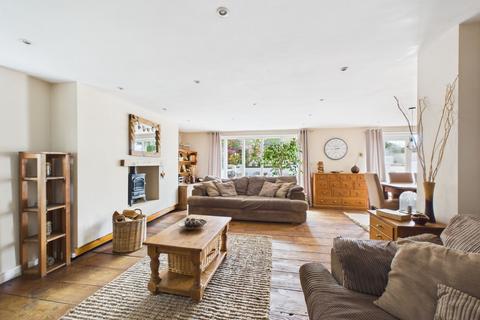 6 bedroom detached house for sale, The Dairy House, Great Buckhurst Farm, Bluemans Lane, Sedlescombe, TN33 0SE