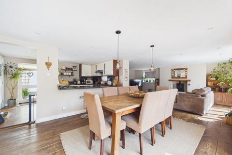 6 bedroom detached house for sale, The Dairy House, Great Buckhurst Farm, Bluemans Lane, Sedlescombe, TN33 0SE