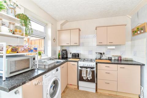 3 bedroom end of terrace house for sale, Arcon Road, Ashford, Kent