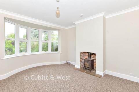 3 bedroom end of terrace house for sale, Ford Road, Arundel BN18