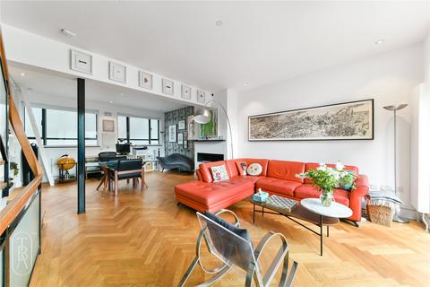 3 bedroom terraced house for sale, Fournier Street, London, E1