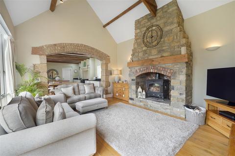 3 bedroom barn conversion for sale, Town Farm Close, Winston