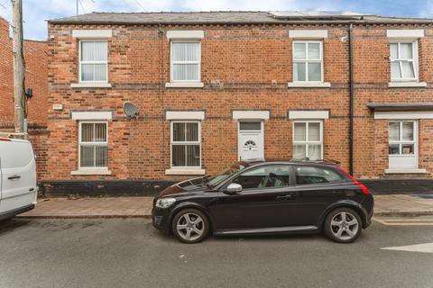 2 bedroom end of terrace house for sale, Phillip Street, Chester