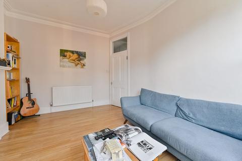 2 bedroom flat to rent, Mowll Street, SW9, Oval, London, SW9