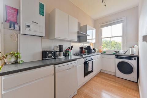 2 bedroom flat to rent, Mowll Street, SW9, Oval, London, SW9