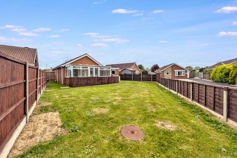 2 bedroom bungalow for sale, Gleneagles Drive, Skegness, PE25