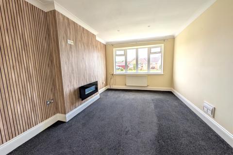 2 bedroom bungalow for sale, Gleneagles Drive, Skegness, PE25