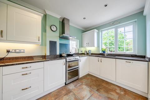 4 bedroom end of terrace house for sale, Westmount Road, London