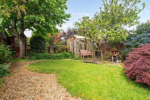 4 bedroom end of terrace house for sale, Westmount Road, London