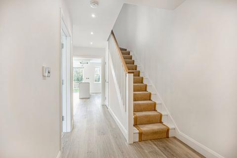 3 bedroom semi-detached house for sale, London Road, Cheltenham, GL52 6HJ
