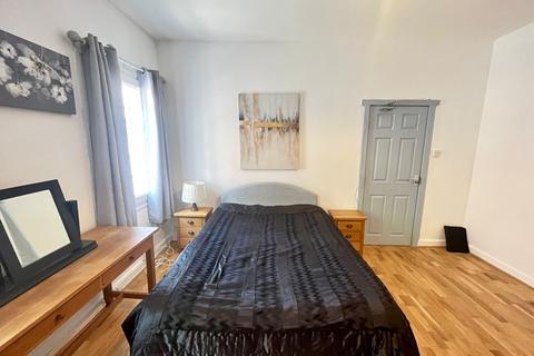 1 bedroom in a flat share to rent, St. Giles Street, NORWICH