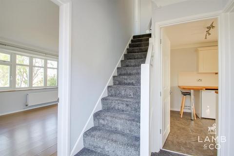 2 bedroom semi-detached house for sale, Thorpe Road, Clacton-On-Sea CO15
