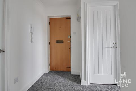 2 bedroom flat for sale, Selsey Avenue, Clacton-On-Sea CO15
