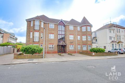 2 bedroom flat for sale, Harold Road, Clacton-On-Sea CO15
