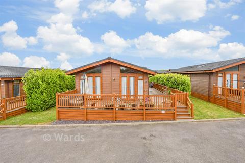 2 bedroom park home for sale, Wateringbury Road, East Malling, Kent