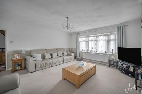 undefined, Woodlands Road, Loughor, Swansea