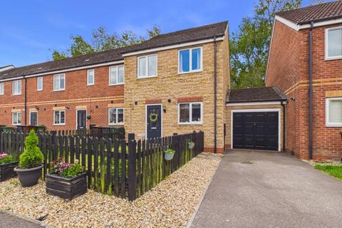 3 bedroom end of terrace house for sale, Cherry Blossom Court, Lincoln LN6