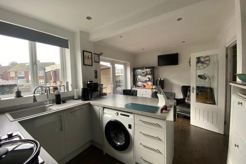 3 bedroom semi-detached house for sale, Hansby Close, Leeds