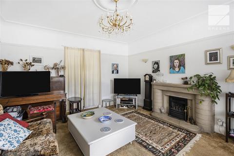undefined, Oakhurst Gardens, London E4