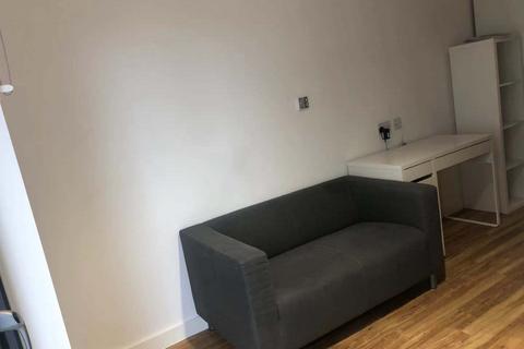 Studio to rent, Frederick Road, Salford M6