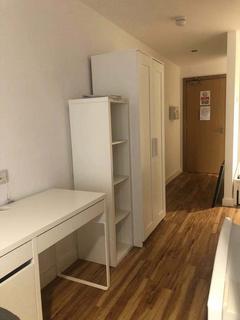 Studio to rent, Frederick Road, Salford M6