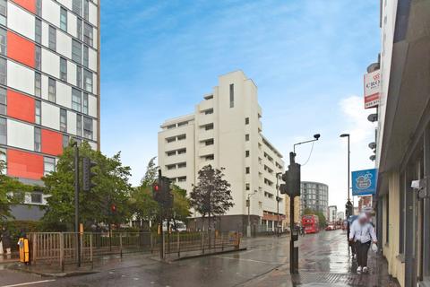 London Road, CROYDON, Surrey, CR0