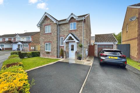 4 bedroom detached house for sale, Ffordd Y Glowr, Pontarddulais, Swansea, West Glamorgan, SA4 8ED