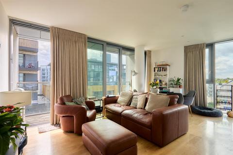 2 bedroom flat for sale, Riverside Quarter, Wandsworth, SW18