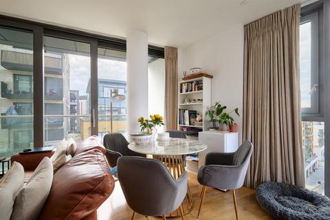2 bedroom flat for sale, Riverside Quarter, Wandsworth, SW18