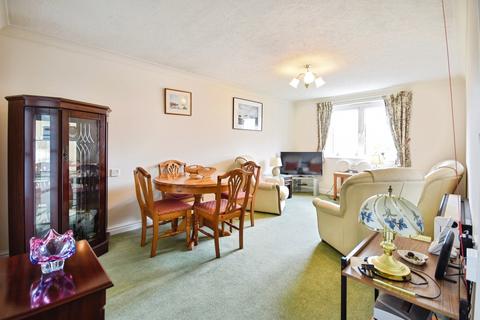 1 bedroom apartment for sale, Orcombe Court, Exmouth EX8