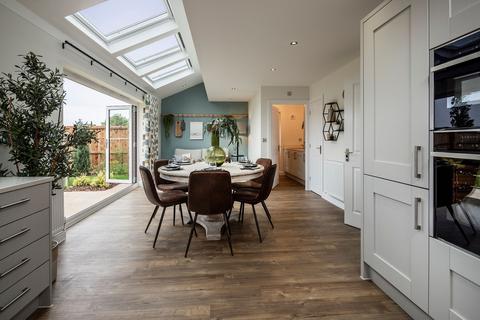 4 bedroom detached house for sale, Waters Edge, Preston On The Hill, WA4