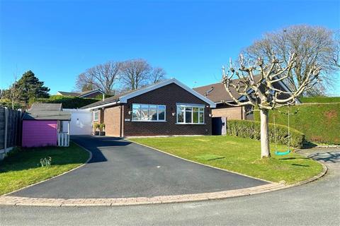 2 bedroom detached bungalow for sale, Lanreath Close, Macclesfield, SK10