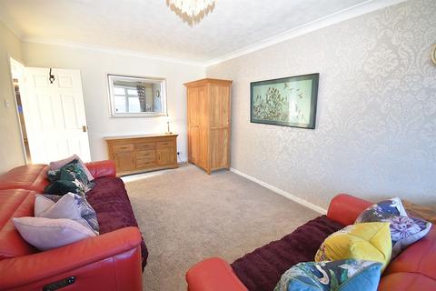 2 bedroom detached bungalow for sale, Lanreath Close, Macclesfield, SK10