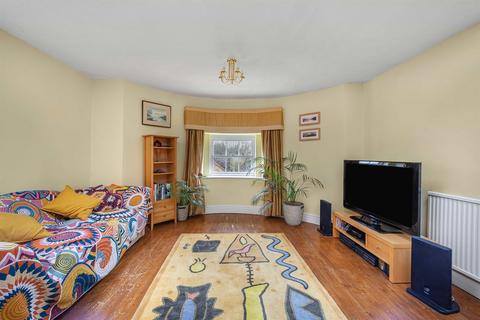 2 bedroom flat for sale, Millbank, Lymm, WA13