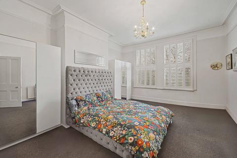 2 bedroom apartment for sale, Heald Road, Altrincham WA14
