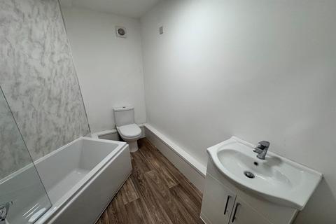 1 bedroom flat for sale, Dyehouse Lane, New Mills, SK22