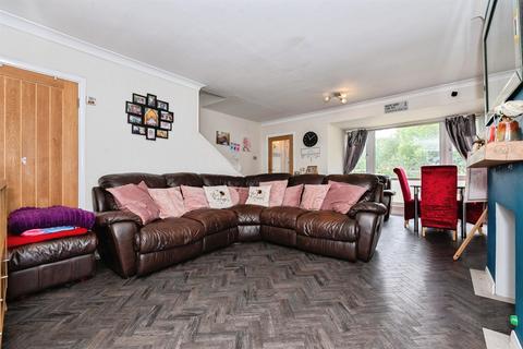 South Road, South Ockendon