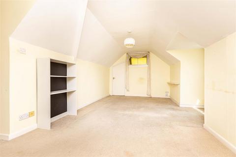 4 bedroom detached house for sale, Woodhayes Avenue, Christchurch