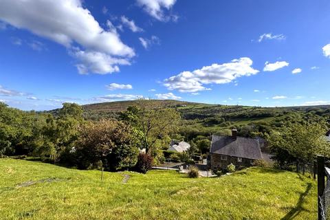 4 bedroom cottage for sale, Allt Y Pentref, Gwynfryn, Wrexham