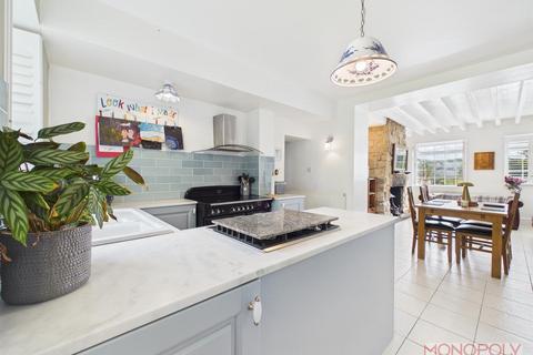 4 bedroom cottage for sale, Allt Y Pentref, Gwynfryn, Wrexham