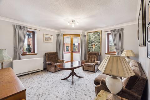 2 bedroom apartment for sale, Fenwick Place, Giffnock, Glasgow, East Renfrewshire