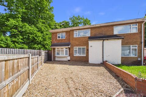 4 bedroom semi-detached house for sale, Alyn Close, Pandy, Wrexham