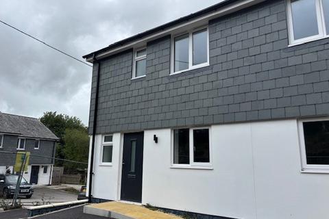 3 bedroom end of terrace house to rent, Terras Road, St. Austell, PL26